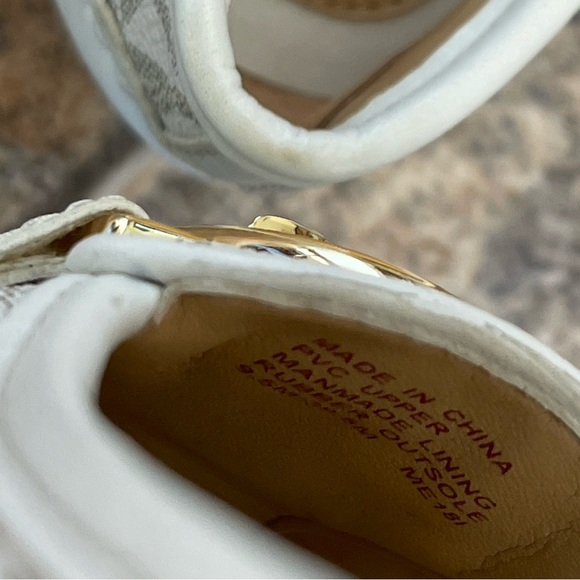 Michael Kors MK Vanilla Logo Flats- Women’s Size 9.5M - Picture 6 of 6